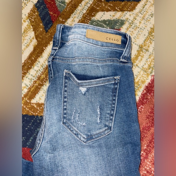 NWOT- Cello Jeans - Picture 6 of 6